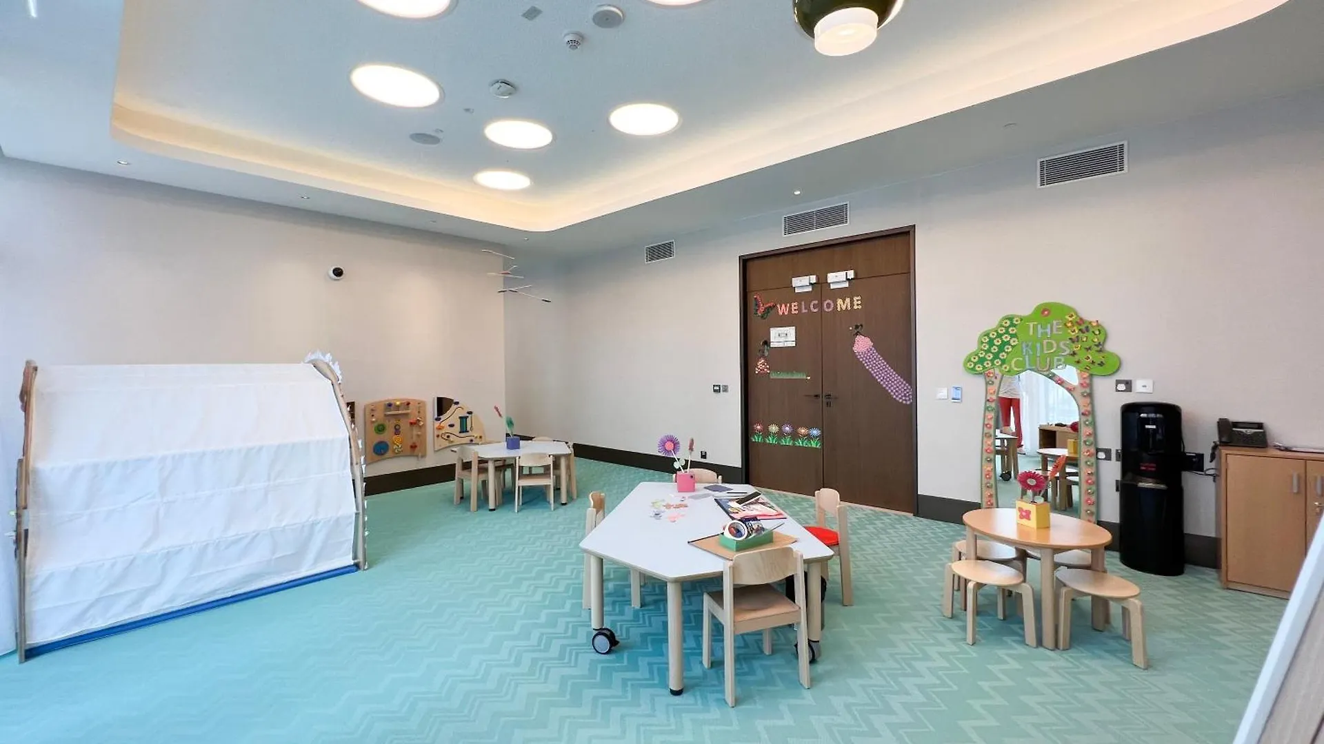 Lavish 1Br Address Opera And Walk To Dubai Mall & Burj 0*,  United Arab Emirates