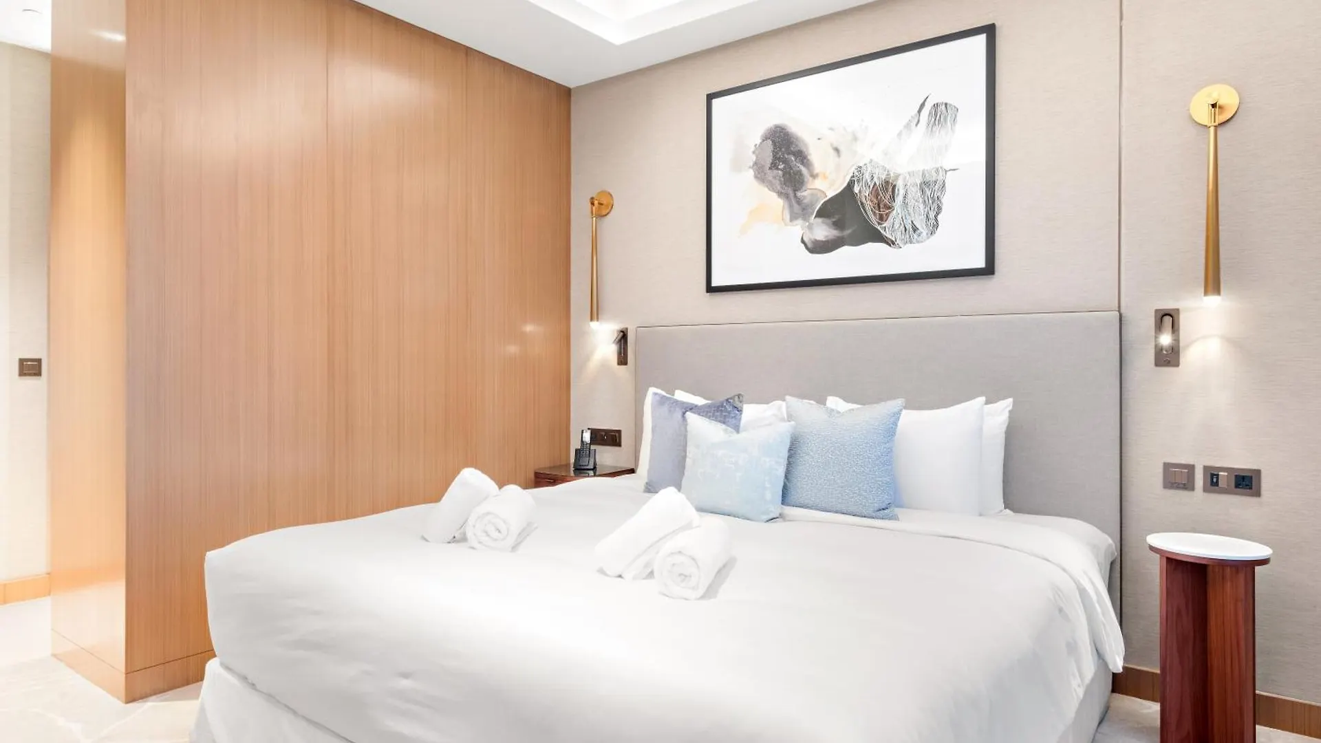 Lavish 1Br Address Opera And Walk To Dubai Mall & Burj 0*,  United Arab Emirates